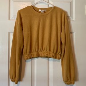 Cropped singe-waist sweater